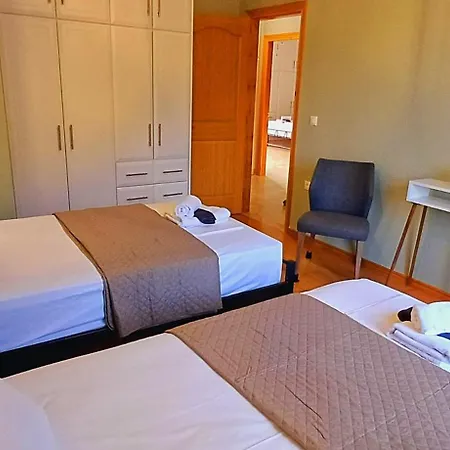 Appartement Lourdata *